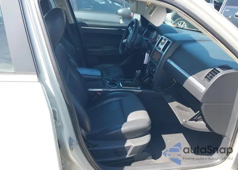 2010 Chrysler 300 Touring/Signature Series/Executive Series z USA, uszkodzony, nr VIN 2C3CA5CV1AH218187